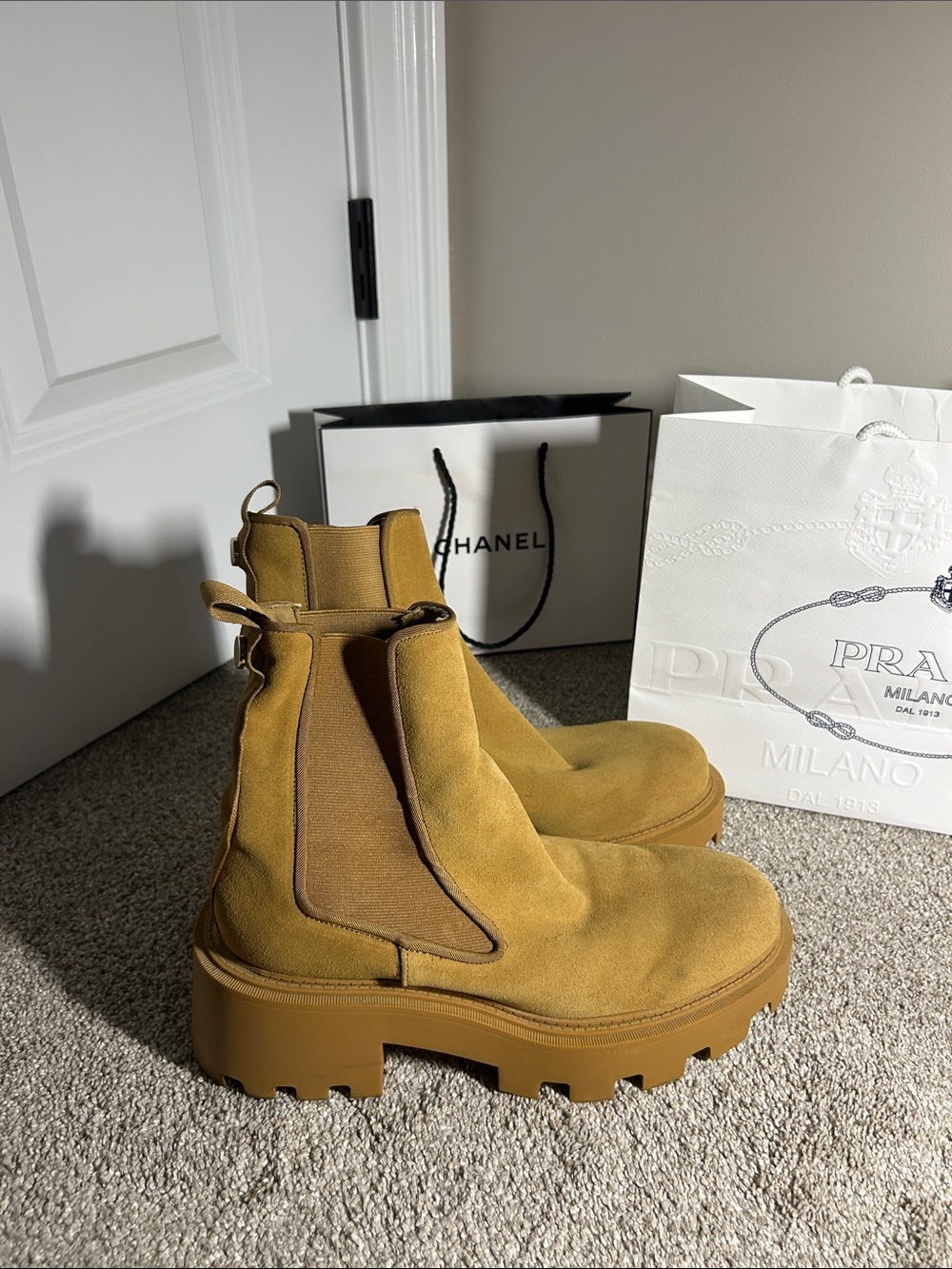 Zara Mustard faux Suede Chelsea Lug Ankle Boots
